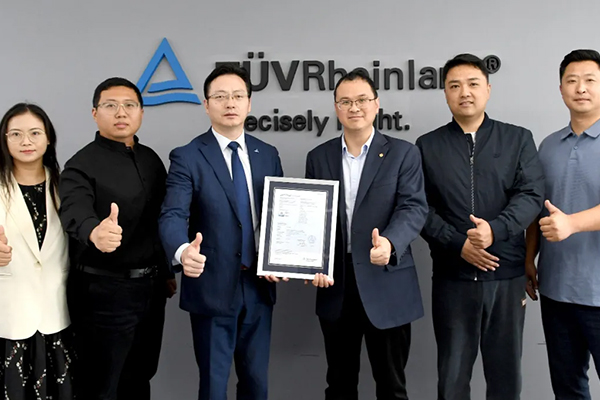 “Large size, higher efficiency and stability”—— GCL Perovskite is certified by TÜV Rhein IEC 61215 and IEC 61730